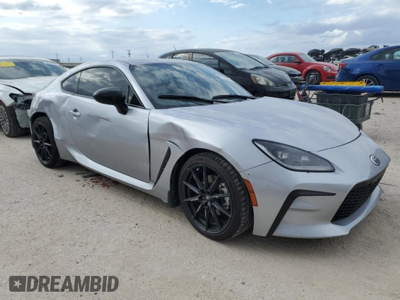 2024 Toyota GR86 Premium with VIN JF1ZNBE14R8751967, listed as a Copart auction lot 77031504 with 5,866 mi miles and Salvage Title. Bid and sale history available at carsss.com. Image 4.