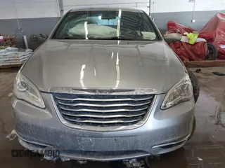 2013 Chrysler 200 Touring with VIN 1C3CCBBB5DN602677, listed as a IAAI auction lot 41644651 with 183,556 mi miles. Bid and sale history available at carsss.com. Image 13.