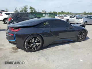 2016 BMW i8 z VIN WBY2Z2C58GV675009, wystawiony jako Copart lot #53946225 z przebiegiem 111 051 mil mil oraz Szkody całkowita. Historia ofert i sprzedaży dostępna na DreamBid. Obrazek 3.