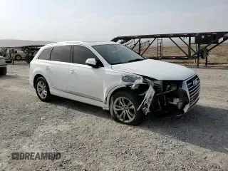 2018 Audi Q7 Premium z VIN WA1AAAF73JD050147, wystawiony jako Copart lot #59269483 z przebiegiem 83 853 mil mil oraz . Historia ofert i sprzedaży dostępna na DreamBid. Obrazek 12.