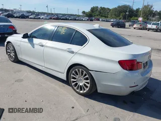 2013 BMW 5 Series 535i with VIN WBAFR7C59DC827660, listed as a IAAI auction lot 41047642 with 131,917 mi miles and . Bid and sale history available at DreamBid. Image 3.