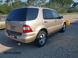 2003 Mercedes-Benz M 320 with VIN 4JGAB54E33A387607, listed as a IAAI auction lot 42655574 with 206,460 mi miles and . Bid and sale history available at DreamBid. Image 4.