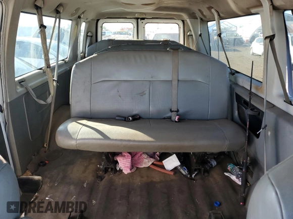 2012 Ford Econoline Passenger XL z VIN 1FBSS3BL8CDA42283, wystawiony jako Copart lot #45520535 z przebiegiem 114 707 mil mil oraz Szkoda całkowita • Salvage title. Historia ofert i sprzedaży dostępna na DreamBid. Obrazek 10.