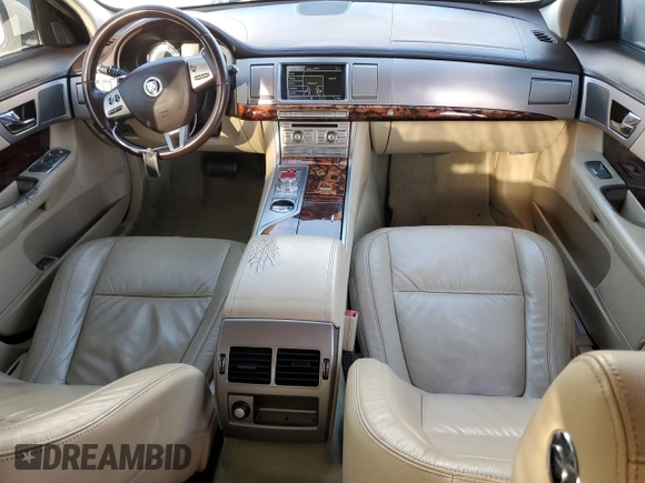 2011 Jaguar XF with VIN SAJWA0FB3BLR92508, listed as a Copart auction lot 46944825 with 104,104 mi miles and Clean Title. Bid and sale history available at carsss.com. Image 8.