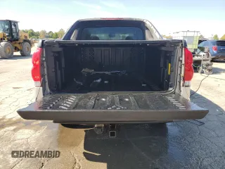 2004 Chevrolet Avalanche Z66 with VIN 3GNEC12TX4G277807, listed as a Copart auction lot 72255744 with 187,095 mi miles and Salvage Title. Bid and sale history available at carsss.com. Image 6.