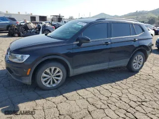 2019 Volkswagen Tiguan S with VIN 3VV1B7AX0KM196106, listed as a Copart auction lot 49920925 with 73,473 mi miles and Salvage Title. Bid and sale history available at carsss.com. Image 1.