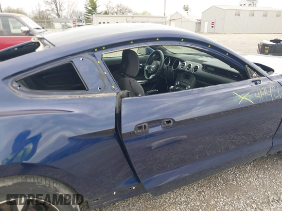 2018 Ford Mustang EcoBoost with VIN 1FA6P8TH4J5113546, listed as a IAAI auction lot 41942675 with 65,165 mi miles and . Bid and sale history available at carsss.com. Image 19.