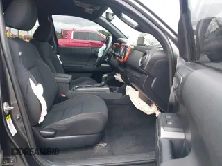 2017 Toyota Tacoma SR5 with VIN 3TMDZ5BN3HM027098, listed as a IAAI auction lot 42409977 with 97,224 mi miles and . Bid and sale history available at DreamBid. Image 5.