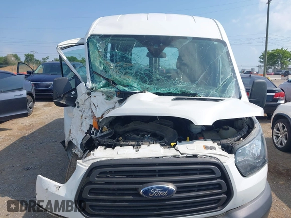 2016 Ford Transit Cargo z VIN 1FTYR2CM6GKA55411, wystawiony jako IAAI lot #42582896 z przebiegiem 89 921 mil mil oraz . Historia ofert i sprzedaży dostępna na DreamBid. Obrazek 12.