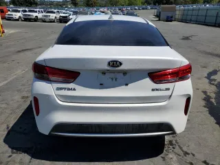 2017 Kia Optima EX z VIN KNAGU4LE0H5013862, wystawiony jako Copart lot #56093075 z przebiegiem 129 511 mil mil oraz Czysty tytuł • Clean title. Historia ofert i sprzedaży dostępna na DreamBid. Obrazek 6.