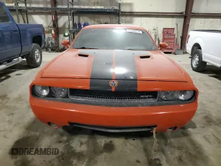 2010 Dodge Challenger SRT-8 with VIN 2B3CJ7DW3AH260635, listed as a Copart auction lot 87880775 with 105,524 mi miles and Salvage title. Bid and sale history available at DreamBid. Image 5.