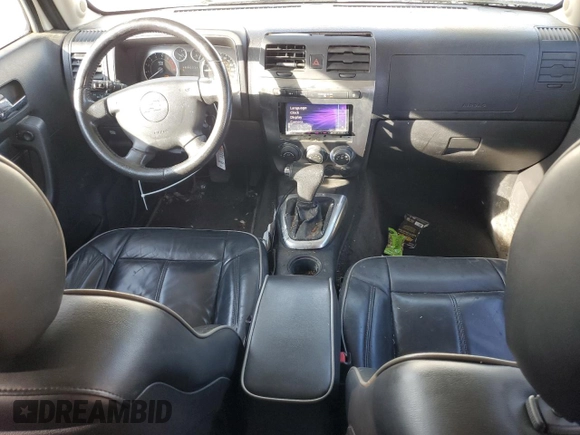 2006 Hummer H3 with VIN 5GTDN136X68105270, listed as a Copart auction lot 41430085 with 207,143 mi miles and Salvage Title. Bid and sale history available at DreamBid. Image 8.