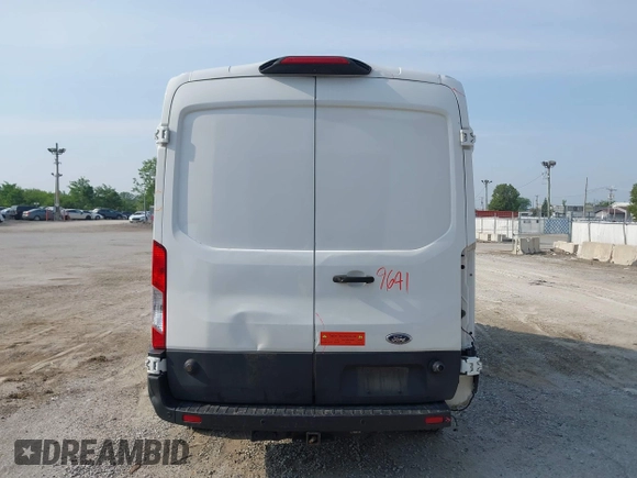 2019 Ford Transit с VIN 1FTBW2CM1KKA40712, выставлен на аукционе IAAI как лот 42479641 с пробегом 53 711 миль миль и . История ставок и продаж доступна на DreamBid. Изображение 17.