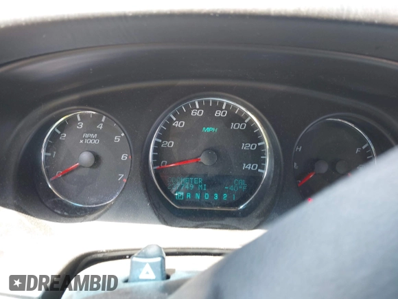 2006 Chevrolet Monte Carlo LT 3.5L z VIN 2G1WM15K969285822, wystawiony jako IAAI lot #42182300 z przebiegiem 237 749 mil mil oraz . Historia ofert i sprzedaży dostępna na DreamBid. Obrazek 7.