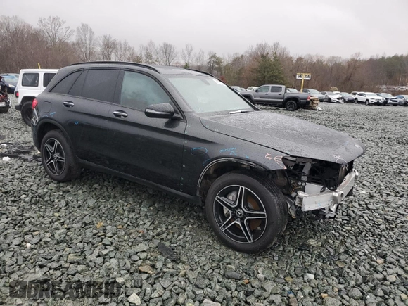 2020 Mercedes-Benz GLC 300 with VIN W1N0G8DBXLF817086, listed as a Copart auction lot 84672224 with 46,161 mi miles and Salvage title. Bid and sale history available at DreamBid. Image 4.