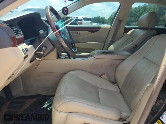 2007 Lexus LS 460 с VIN JTHBL46F475012487, выставлен на аукционе Copart как лот 57308615 с пробегом 214 956 миль миль и Списание • Salvage title. История ставок и продаж доступна на DreamBid. Изображение 7.