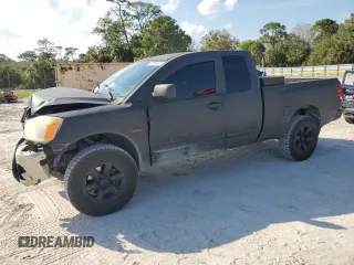 2010 Nissan Titan S z VIN 1N6AA0CJ7AN317846, wystawiony jako Copart lot #47453415 z przebiegiem 164 903 mil mil oraz Nie do naprawy • Non repairable. Historia ofert i sprzedaży dostępna na DreamBid. Obrazek 1.