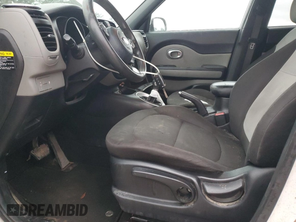 2016 Kia Soul with VIN KNDJN2A24G7300630, listed as a Copart auction lot 87965215 with 137,019 mi miles and Salvage Title. Bid and sale history available at carsss.com. Image 7.