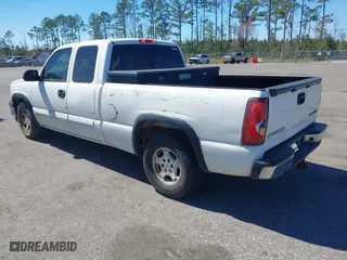 2003 Chevrolet Silverado 1500 LS with VIN 2GCEC19T831244455, listed as a IAAI auction lot 41746907 with 353,603 mi miles. Bid and sale history available at carsss.com. Image 3.