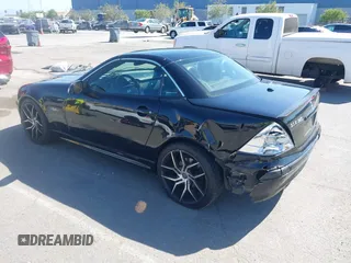 2004 Mercedes-Benz SLK 230/320 с VIN WDBKK65FX4F308099, выставлен на аукционе IAAI как лот 42320907 с пробегом 173 122 миль миль и . История ставок и продаж доступна на DreamBid. Изображение 3.