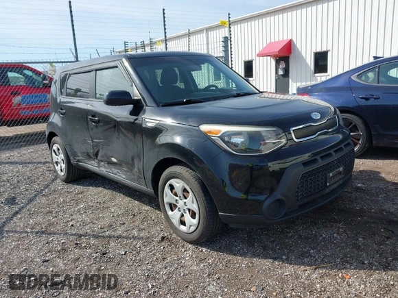 2014 Kia Soul with VIN KNDJN2A2XE7037945, listed as a IAAI auction lot 41777905 with 104,005 mi miles. Bid and sale history available at carsss.com. Image 1.