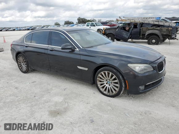 2009 BMW 7 Series 750Li with VIN WBAKB83509CY59929, listed as a Copart auction lot 45330245 with 117,156 mi miles and Salvage Title. Bid and sale history available at DreamBid. Image 4.