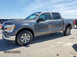 2023 Ford F-150 XL with VIN 1FTEW1C81PKD23631, listed as a Copart auction lot 49216725 with 32,538 mi miles and Clean Title. Bid and sale history available at carsss.com. Image 1.