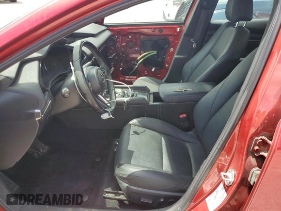 2019 Mazda 3 Preferred with VIN 3MZBPADL1KM105819, listed as a Copart auction lot 61461705 with 70,074 mi miles and Salvage title. Bid and sale history available at DreamBid. Image 7.