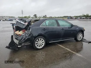 2012 Toyota Camry XLE z VIN 4T1BD1FK8CU001921, wystawiony jako Copart lot #57861715 z przebiegiem Nie podano mil oraz Szkoda całkowita • Salvage title. Historia ofert i sprzedaży dostępna na DreamBid. Obrazek 3.