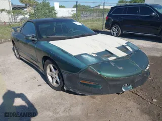 1996 Pontiac Firebird Formula with VIN 2G2FV22P5T2221912, listed as a IAAI auction lot 42004189 with 130,655 mi miles. Bid and sale history available at carsss.com. Image 1.