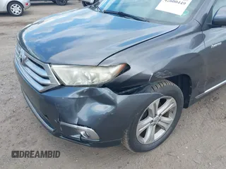 2012 Toyota Highlander Limited with VIN 5TDDK3EH7CS159806, listed as a IAAI auction lot 42600449 with 130,961 mi miles and . Bid and sale history available at DreamBid. Image 6.