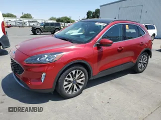 2020 Ford Escape Titanium with VIN 1FMCU9J98LUA58109, listed as a Copart auction lot 59397735 with 31,334 mi miles and Salvage title. Bid and sale history available at DreamBid. Image 1.