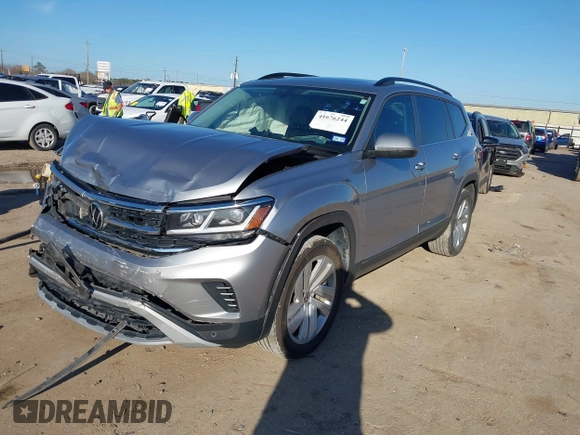 2022 Volkswagen Atlas 3.6L V6 SE w/Technology with VIN 1V2KR2CA3NC553471, listed as a IAAI auction lot 41676244 with 39,520 mi miles. Bid and sale history available at carsss.com. Image 17.