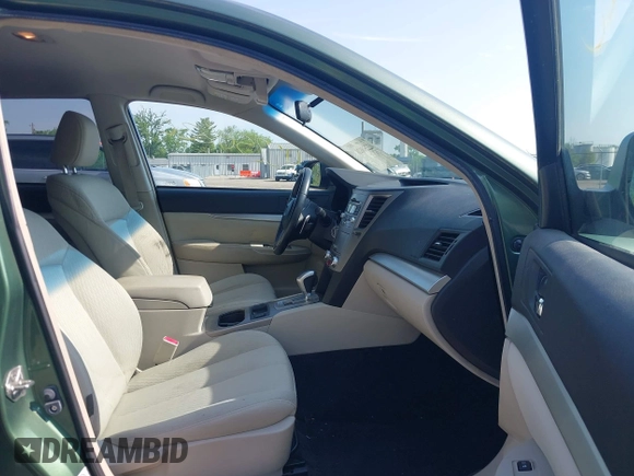 2011 Subaru Outback Premium z VIN 4S4BRBCC4B3358408, wystawiony jako IAAI lot #42250620 z przebiegiem 118 080 mil mil oraz . Historia ofert i sprzedaży dostępna na DreamBid. Obrazek 5.