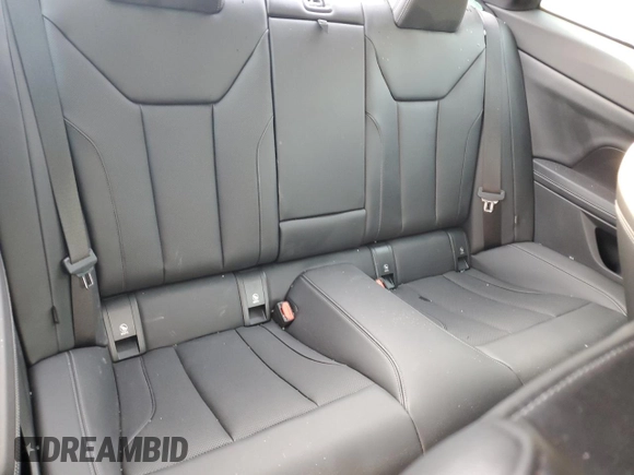 2023 BMW 4 Series 430i xDrive z VIN WBA73AP01PCM95171, wystawiony jako Copart lot #83039954 z przebiegiem 22 881 mil mil oraz Szkoda całkowita • Salvage title. Historia ofert i sprzedaży dostępna na DreamBid. Obrazek 10.