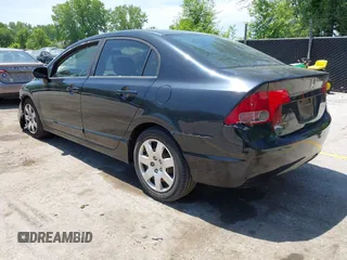 2008 Honda Civic LX with VIN 1HGFA16598L084685, listed as a IAAI auction lot 42254080 with 178,559 mi miles and . Bid and sale history available at DreamBid. Image 3.