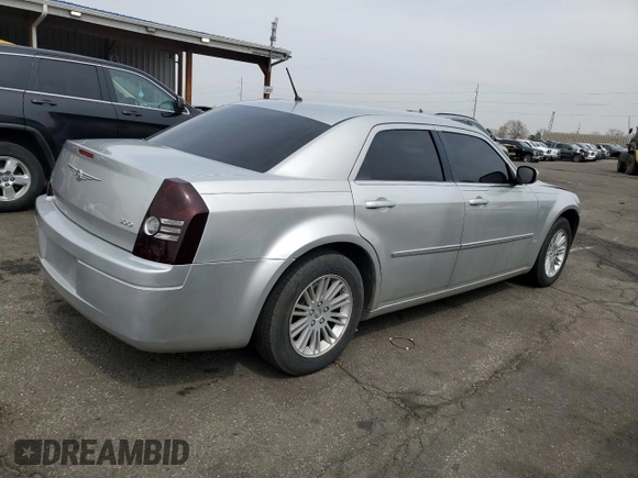 2008 Chrysler 300 LX with VIN 2C3LA43R68H225482, listed as a Copart auction lot 49899735 with 190,254 mi miles and Salvage Title. Bid and sale history available at carsss.com. Image 3.