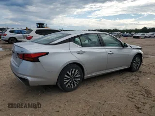 2023 Nissan Altima SV z VIN 1N4BL4DV7PN330976, wystawiony jako Copart lot #56549885 z przebiegiem 40 420 mil mil oraz Szkoda całkowita • Salvage title. Historia ofert i sprzedaży dostępna na DreamBid. Obrazek 3.
