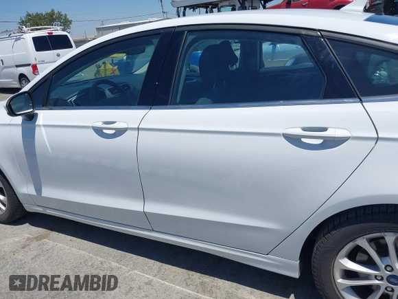 2020 Ford Fusion SE with VIN 3FA6P0H73LR131988, listed as a IAAI auction lot 42468239 with 104,832 mi miles and . Bid and sale history available at DreamBid. Image 15.
