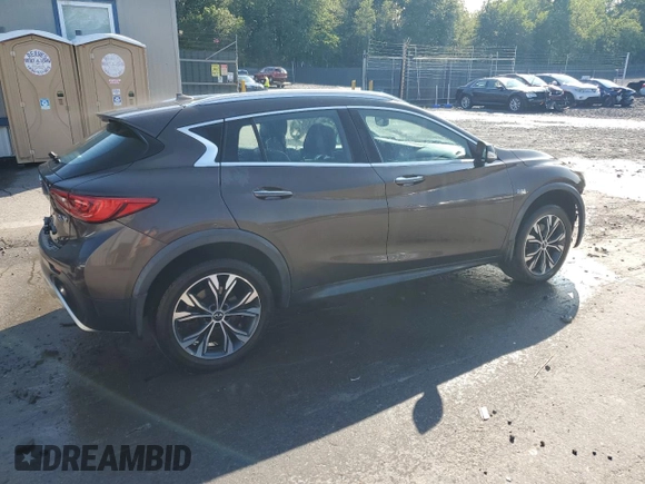 2019 Infiniti QX30 Luxe z VIN SJKCH5CR8KA006894, wystawiony jako Copart lot #58809565 z przebiegiem 50 697 mil mil oraz Szkoda całkowita • Salvage title. Historia ofert i sprzedaży dostępna na DreamBid. Obrazek 3.