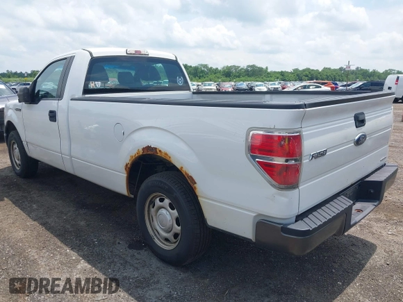 2013 Ford F-150 XL with VIN 1FTMF1CM4DKD91572, listed as a IAAI auction lot 42620716 with 235,790 mi miles and . Bid and sale history available at DreamBid. Image 3.