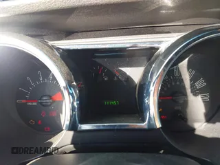 2008 Ford Mustang Deluxe with VIN 1ZVHT84NX85143404, listed as a IAAI auction lot 41977601 with 111,457 mi miles and . Bid and sale history available at carsss.com. Image 7.