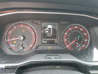 2020 Volkswagen Jetta S z VIN 3VWCB7BU5LM057812, wystawiony jako Copart lot #56272775 z przebiegiem 53 039 mil mil oraz Nie do naprawy • Non repairable. Historia ofert i sprzedaży dostępna na DreamBid. Obrazek 9.
