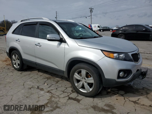 2012 Kia Sorento EX with VIN 5XYKU4A25CG305691, listed as a Copart auction lot 49733515 with 204,552 mi miles and Salvage Title. Bid and sale history available at carsss.com. Image 4.