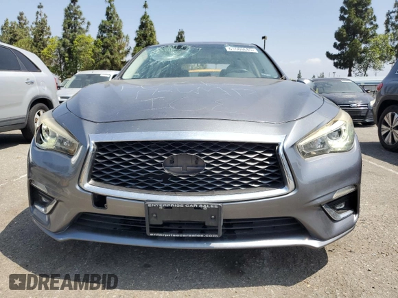 2018 Infiniti Q50 Luxe with VIN JN1EV7AP6JM364691, listed as a Copart auction lot 61680685 with 103,370 mi miles and Salvage title. Bid and sale history available at DreamBid. Image 5.