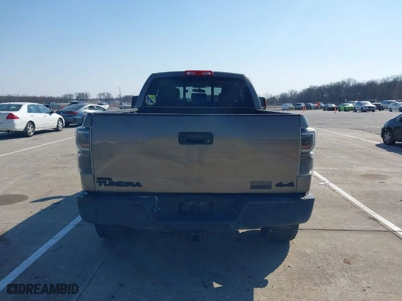 2010 Toyota Tundra 4WD Truck with VIN 5TFUY5F14AX140360, listed as a IAAI auction lot 41790725 with 160,447 mi miles. Bid and sale history available at carsss.com. Image 16.