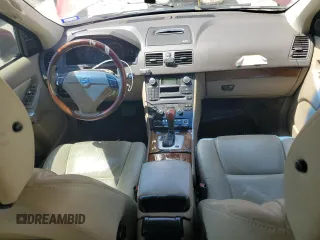 2010 Volvo XC90 I6 with VIN YV4982CZ1A1538298, listed as a Copart auction lot 52205615 with 126,872 mi miles and Salvage title. Bid and sale history available at DreamBid. Image 8.