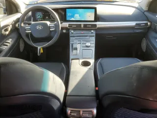2022 Hyundai NEXO z VIN KM8J74A62NU022104, wystawiony jako Copart lot #86134754 z przebiegiem 24 085 mil mil oraz Szkoda całkowita • Salvage title. Historia ofert i sprzedaży dostępna na DreamBid. Obrazek 8.