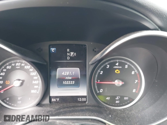 2015 Mercedes-Benz C 300 Luxury with VIN 55SWF4KB4FU000817, listed as a IAAI auction lot 41565974 with 102,223 mi miles and . Bid and sale history available at carsss.com. Image 7.