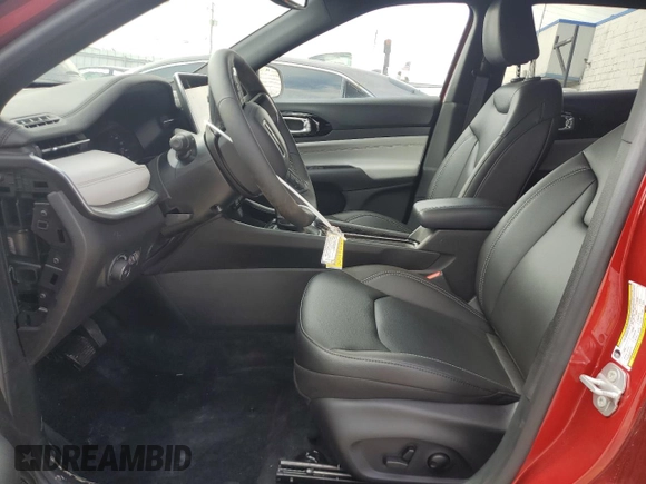 2025 Jeep Compass Limited with VIN 3C4NJDCN5ST565528, listed as a Copart auction lot 62656415 with 2,498 mi miles and Salvage title. Bid and sale history available at DreamBid. Image 7.